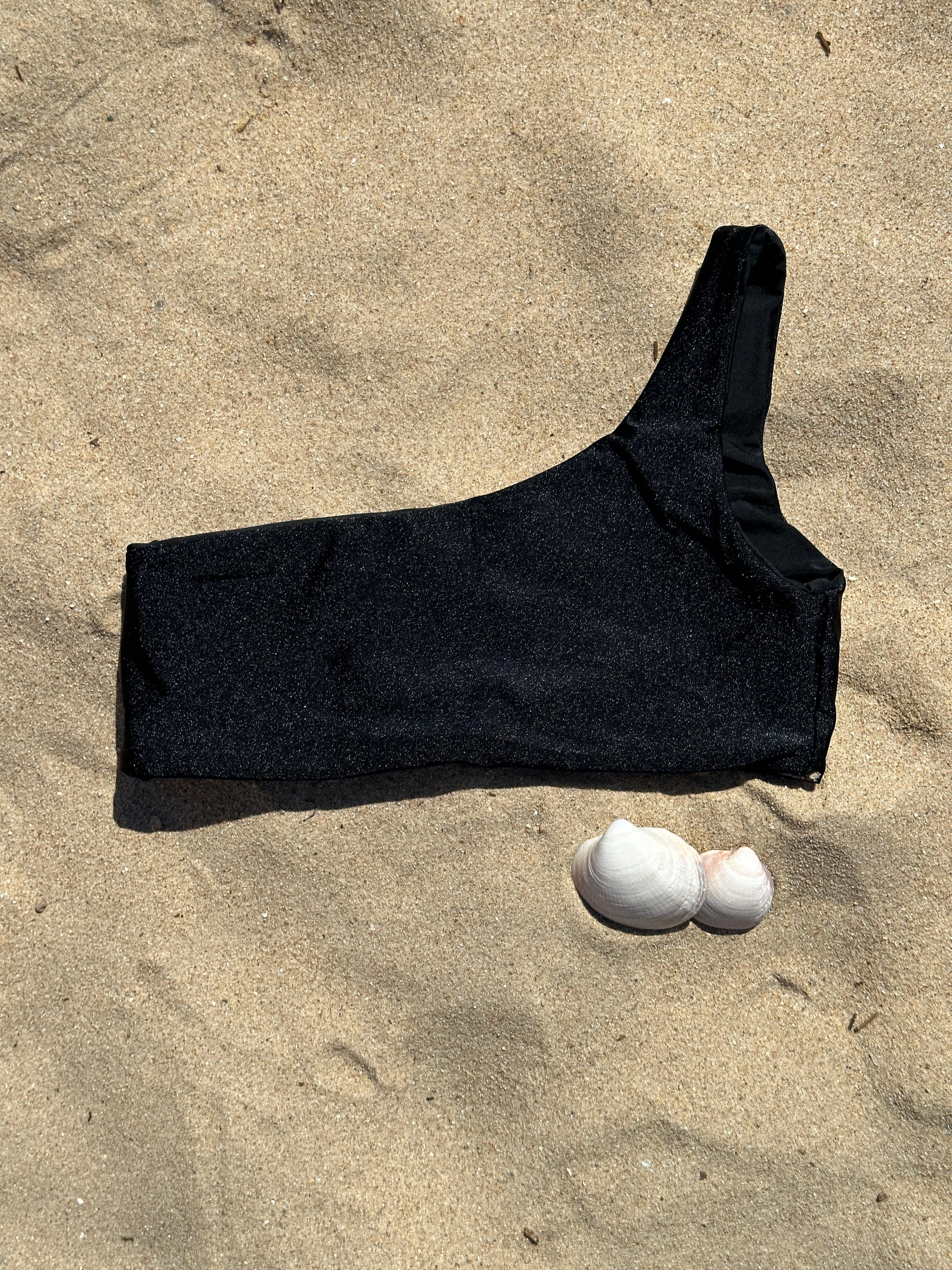 ZAHARA EN NERO - ONE SHOULDER BIKINI TOP